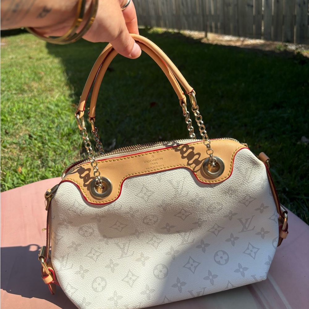 Elegant White and Tan Designer Handbag